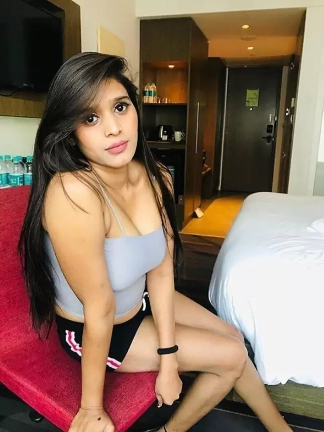 कॉल गर्ल्स सर्विस ज़वलनुआम